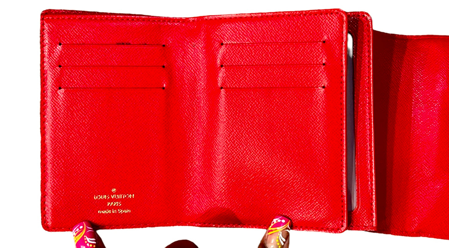 LV Damier wallet open view of credit card pockets